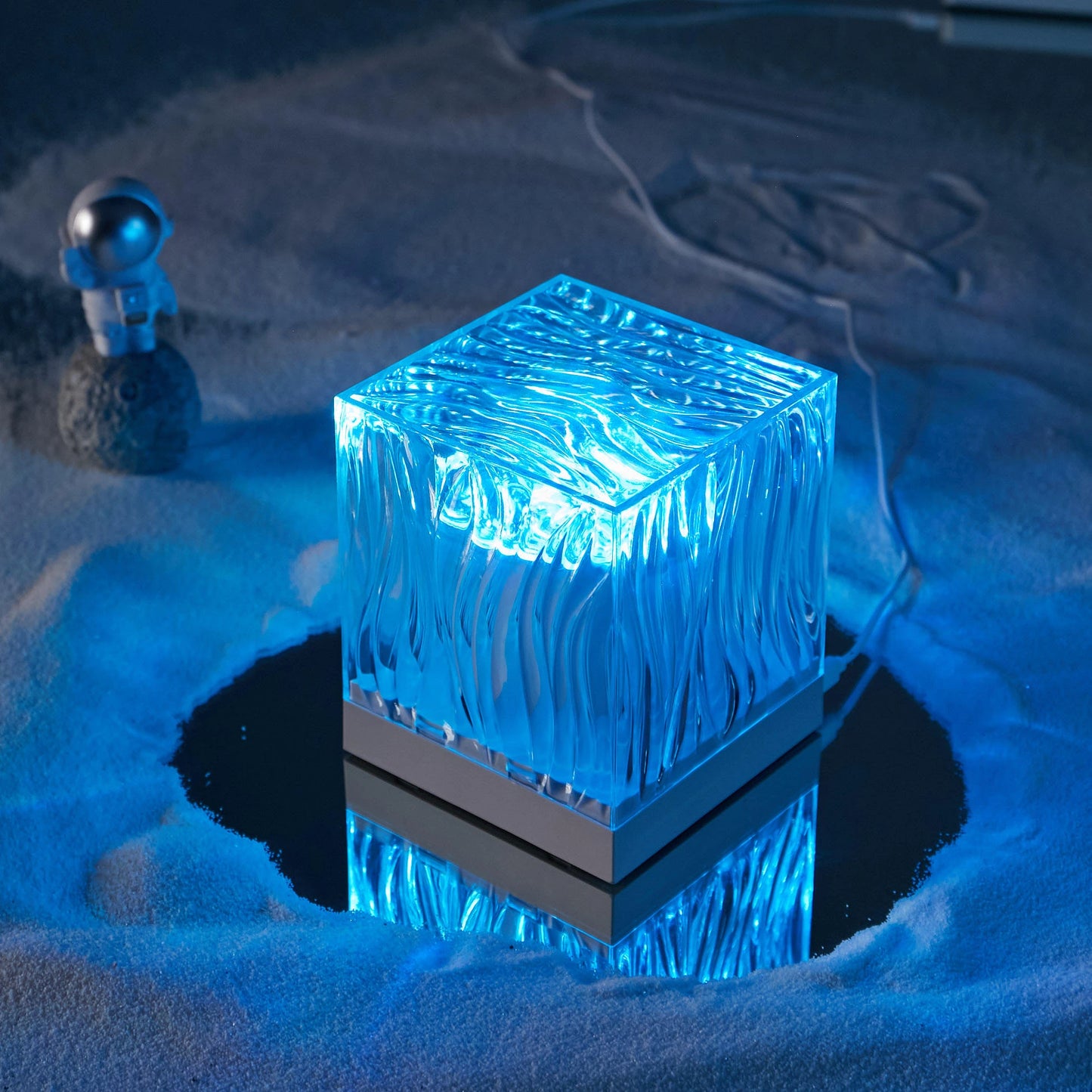 Dynamic Aurora 16 Colors Flame Crystal Lamp